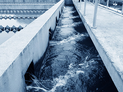 該怎么維護保養玻璃鋼污水處理設備？